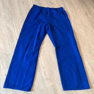 Hanes medium sweatpants